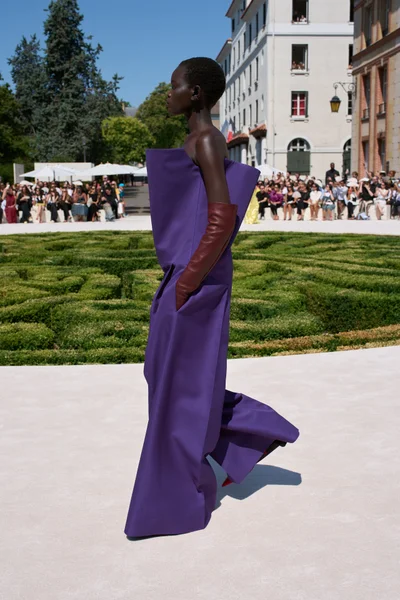 Look 76
